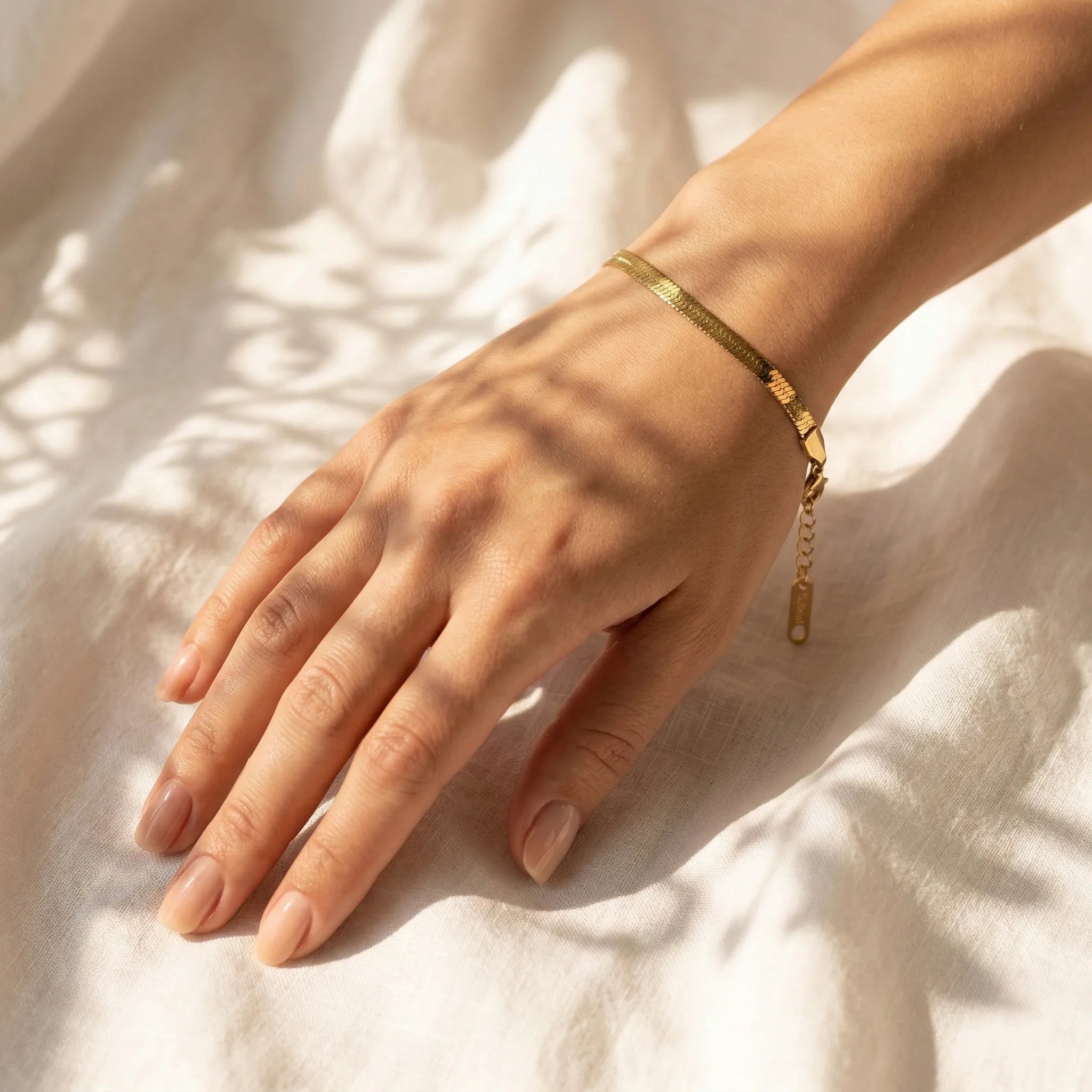 The CONTINUUM Herringbone Bracelet
