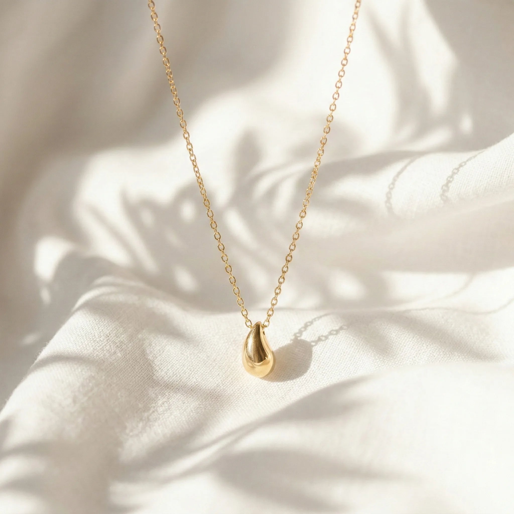 The DATUM Drop Necklace